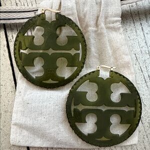 Tory Burch acrylic logo earrings